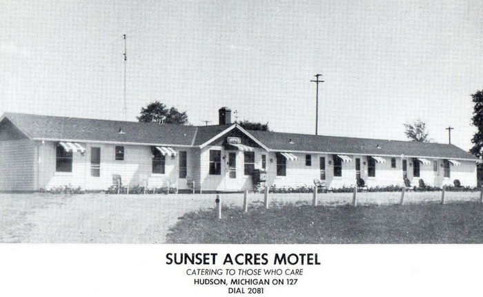 Sunset Acres Motel - Vintage Postcard (newer photo)